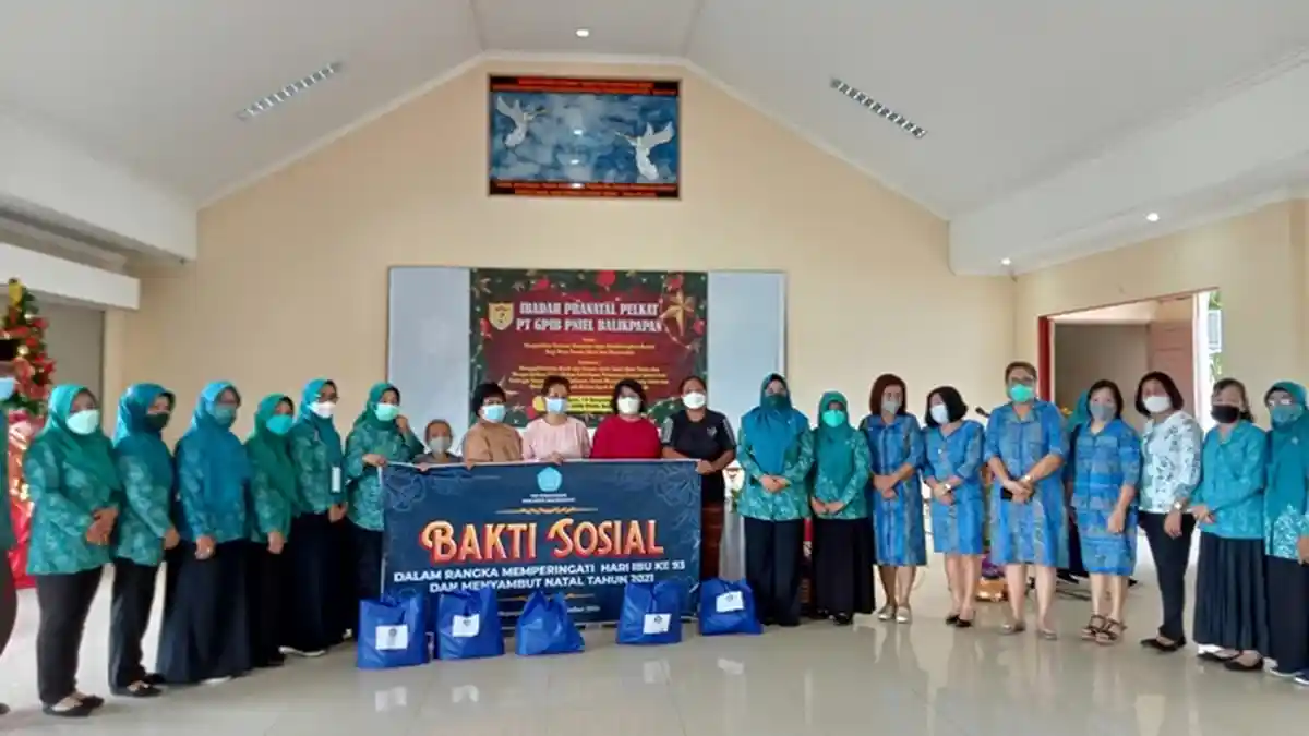Jelang Hari Ibu, PKK Balikpapan Gelar Bakti Sosial bagi Kaum Duafa
