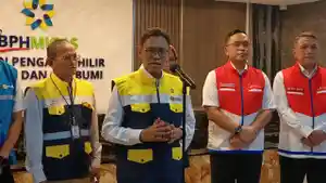 KONDISI-PASOKAN-BBM-Wakil-Menteri-ESDM-RI-Yuliot-Tanjung-341.jpg