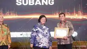 danone-aqua-pabrik-subang.jpg