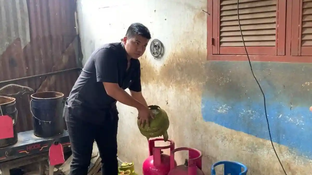 Pangkalan Gas di Deli Serdang Digerebek, LPG 3 Kg Dioplos ke Tabung 12 Kg dan Raih Untung Jutaan