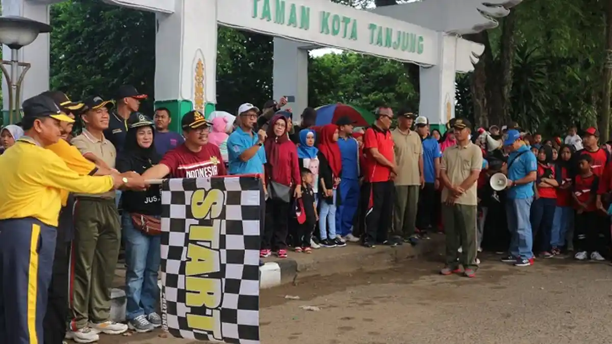Jalan Santai Hari Jadi ke-53 Tabalong Diikuti Ratusan Warga Tabalong