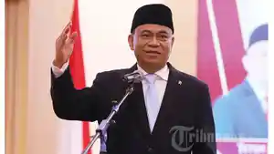 Budi-Arie-dicopot-Prabowo-080925.jpg
