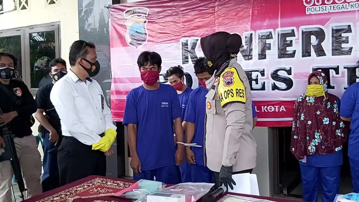 Tidak Hanya Janda, Kosirin Juga Tipu Delapan Orang dengan Modus Berbeda di Tegal