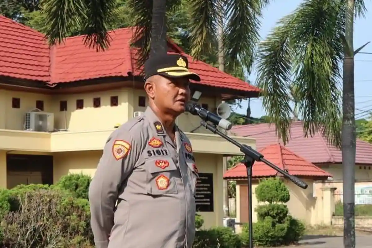 Gelar Apel Pagi, Kabag SDM Polres Ogan Ilir Tekankan Profesionalisme Polri dan Kepedulian Keluarga