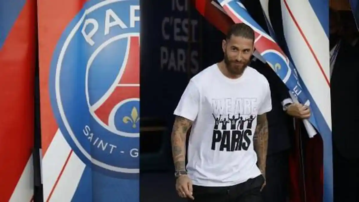 Sergio Ramos Akhirnya Jalani Debut di PSG Melawan Angers, Simak Jadwal Penampilannya