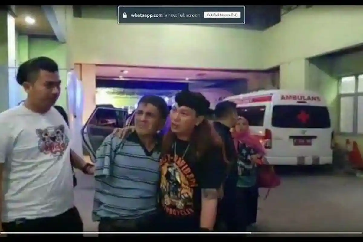 Anak Elvy Sukaesih Ngamuk Bawa Pedang Panjang, Obrak-abrik Warung Kelontong dan Ancam Bakar