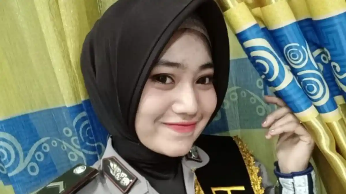 Berkenalan dengan Nanda, Polwan Cantik dari Lhokseumawe yang Jago Menari dan Mengaji