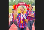 Atlet-atletik-SPOBDA-Sumut-memamerkan-raihan-medalinya-pada-Kejuaraan.jpg