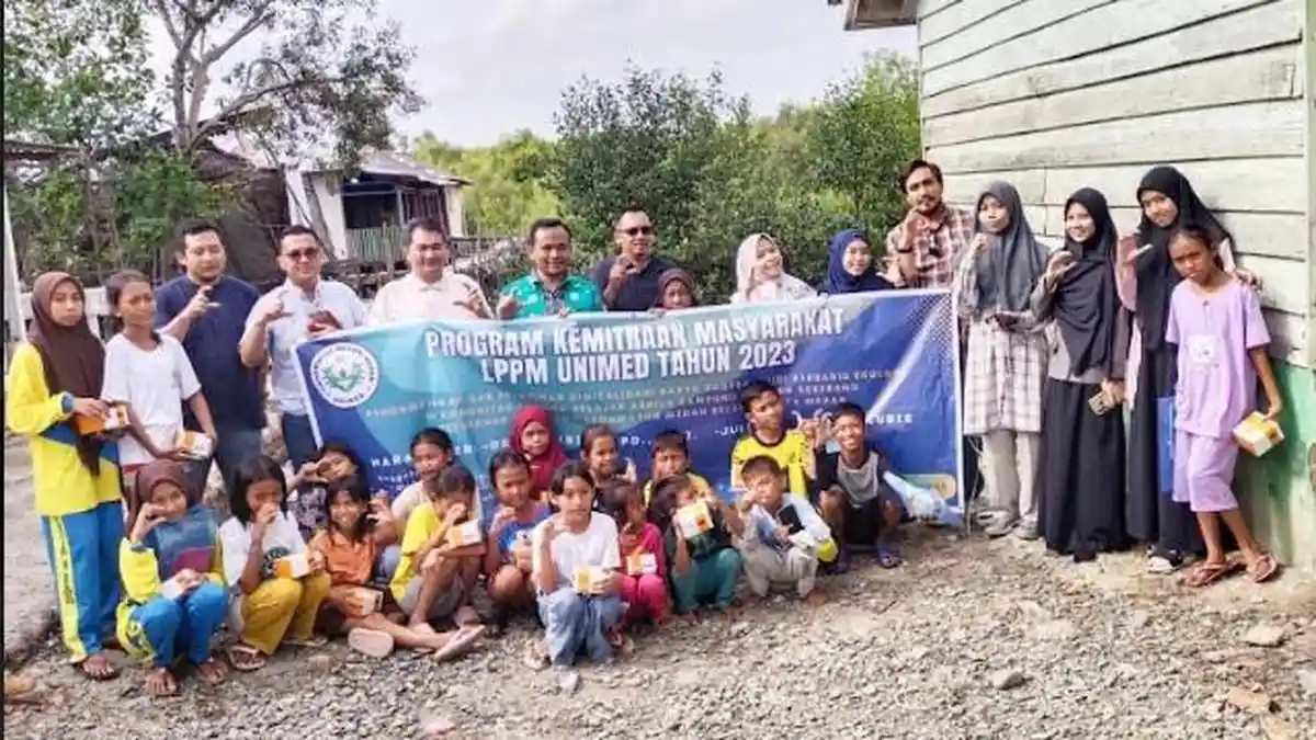 Mempertahankan Karya Sastra Puisi Berbasis Ekologi Kelautan di Pondok Belajar Arnila Kampung Nelayan