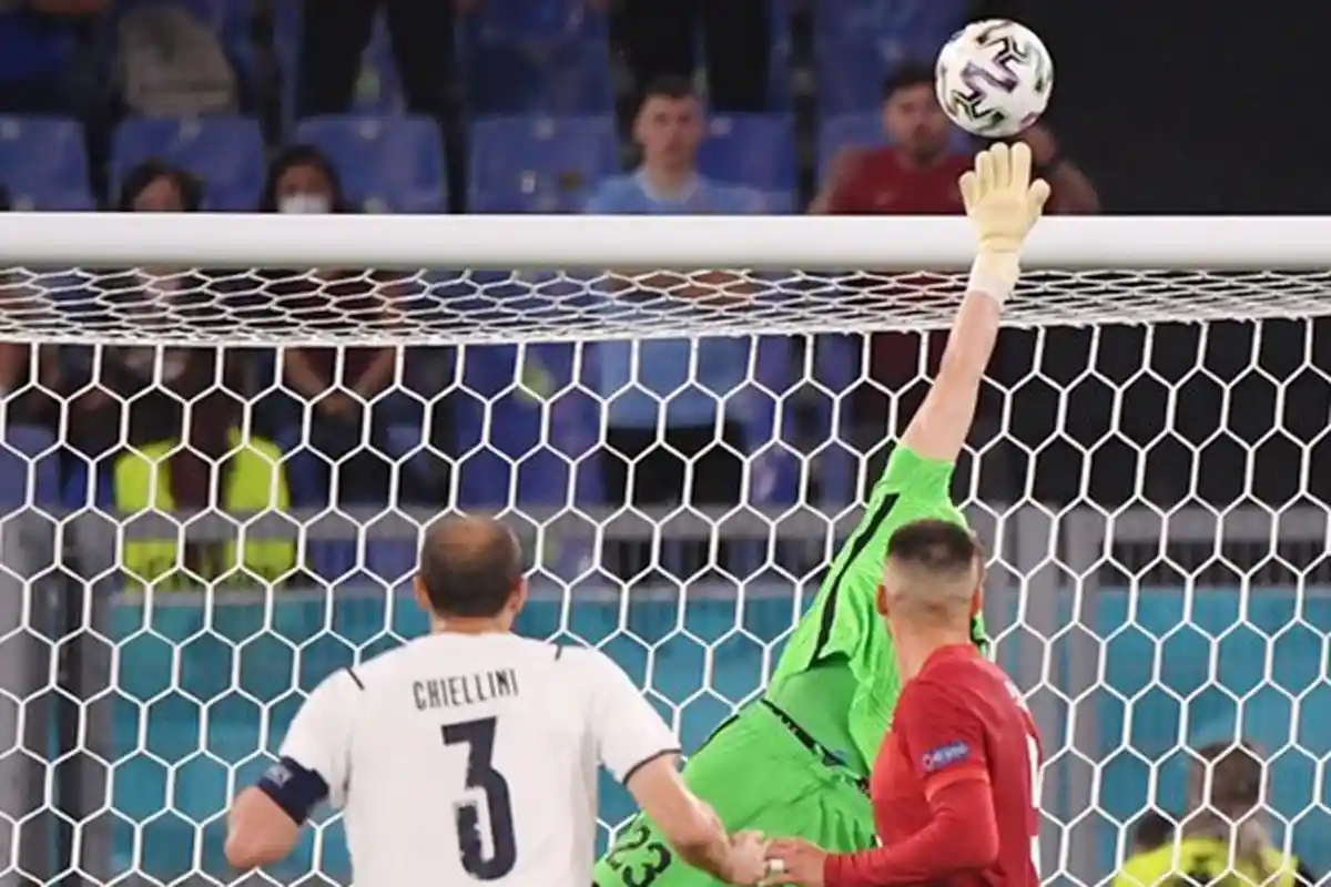 Siaran Langsung Turki vs Wales Euro 2020 Jam 23.00 WIB, Live Mola TV: Calhanoglu cs Butuh Kemenangan