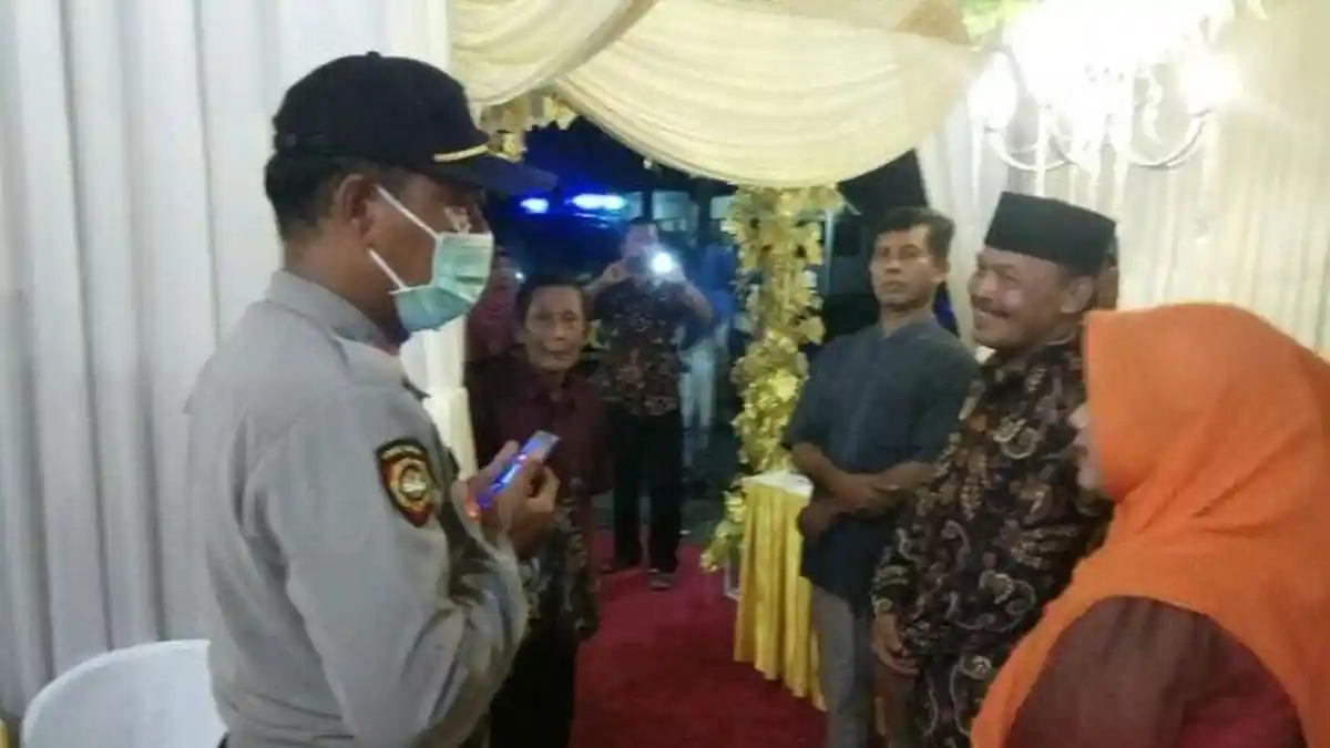 Kepala BPBD Pusing: Pesta Pernikahan Anak Dibubarkan Polisi, Padahal Sudah Undang 2.000 Orang