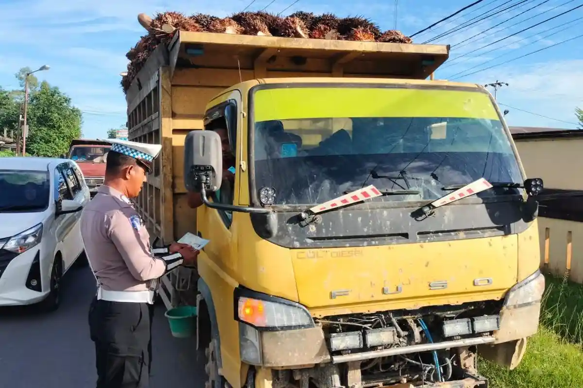 Wacana Penertiban Kendaraan ODOL, Sopir di Sambas akan Tingkatkan Kepedulian Keselamatan