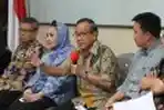 Diskusi Politik Membaca Arah Koalisi Parpol