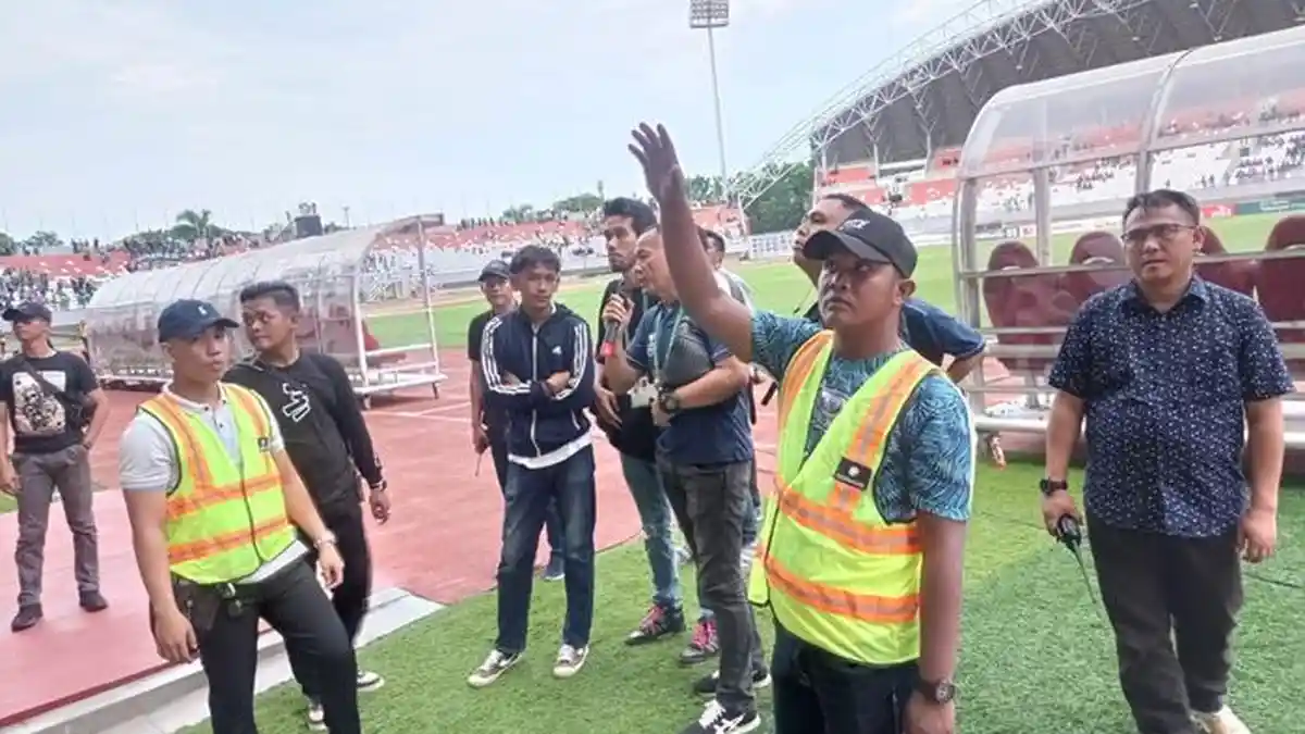 Didemo Suporter Usai Pertandingan, Dirtek Sriwijaya FC Indrayadi Janji Pertahankan di Liga 2 