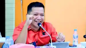 Dr-Gewsima-Mega-Putra-SE-MM-Anggota-Komisi-I-DPRD-Kotabaru22.jpg