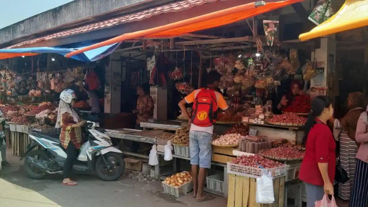 Harga Ayam Potong di Pasar Tanjungpandan Tetap Rp 45 Ribu Per Kilo