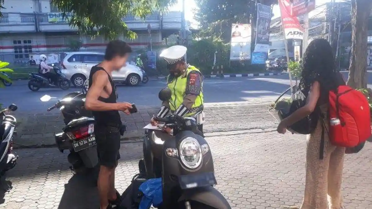 Tak Kapok! Selama 2 Hari Ratusan WNI Hingga WNA Pelanggar Lalin di Denpasar Ditilang Manual