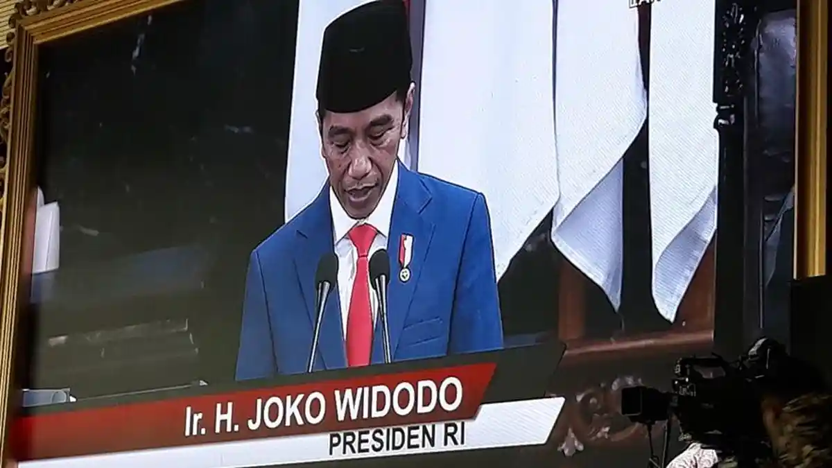 Zulkifli Hasan Berpantun di Sidang MPR, Beri Sinyal Dukungan ke Jokowi-Ma'ruf