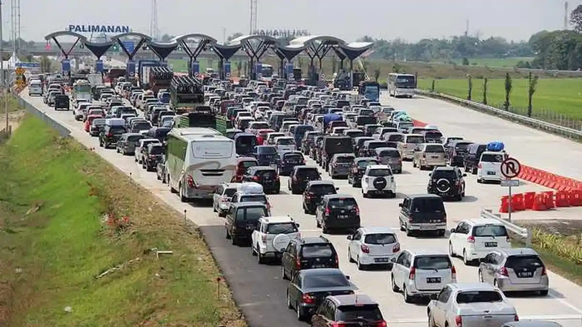 Malam Ini Puncak Arus Mudik Lebaran 2019, Segini Total Kendaraan yang Bakal Keluar dari Jakarta