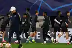 Latihan-real-madrid-UCL.jpg