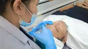 AWET-MUDA-Perawatan-skin-booster.jpg