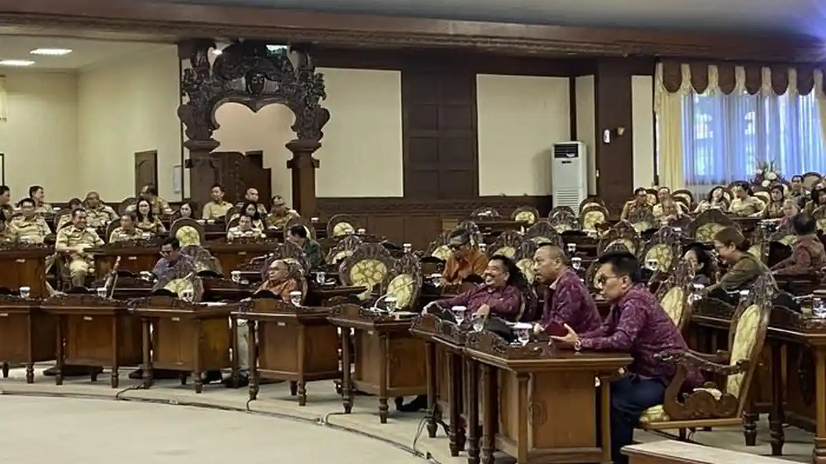 DPRD Bali Dari Fraksi Golkar Kompak Tak Hadiri Rapat Paripurna Ke-8