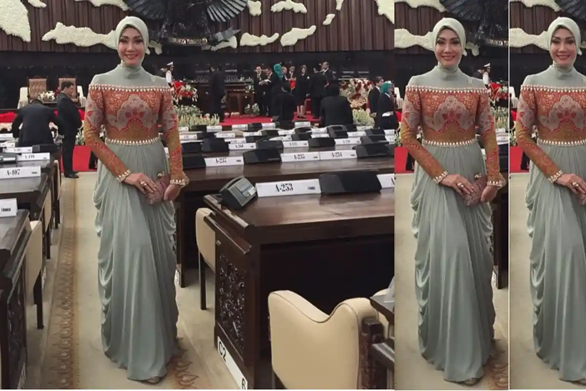 Okky Asokawati Hadiri Pidato Jokowi Pakai Hijab Ketat, Netizen: Maaf Ibu, Seperti Baju Mau Renang