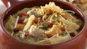 Bubur-Pedas-Sambas-khas-Kalimantan-Barat.jpg