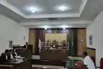 PRAPERADILAN-Sidang-praperadilan-yang-diajukan-Mantan-Kades-Sekapuk.jpg