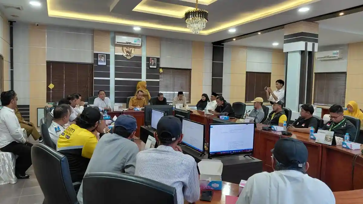 Polemik Titik Jemput dan Antar Angkutan Online di Karimun, DPRD Kasih Waktu Aplikator Sebulan - Tribunbatam.id