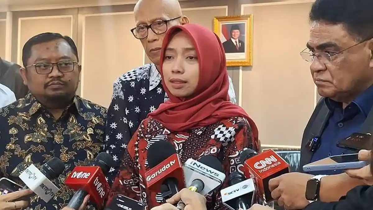 Istri Arya Daru Pertanyakan Polisi Jadikan Kondom dan Pelumas Barbuk, Padahal Ada Sepeda dan Drone