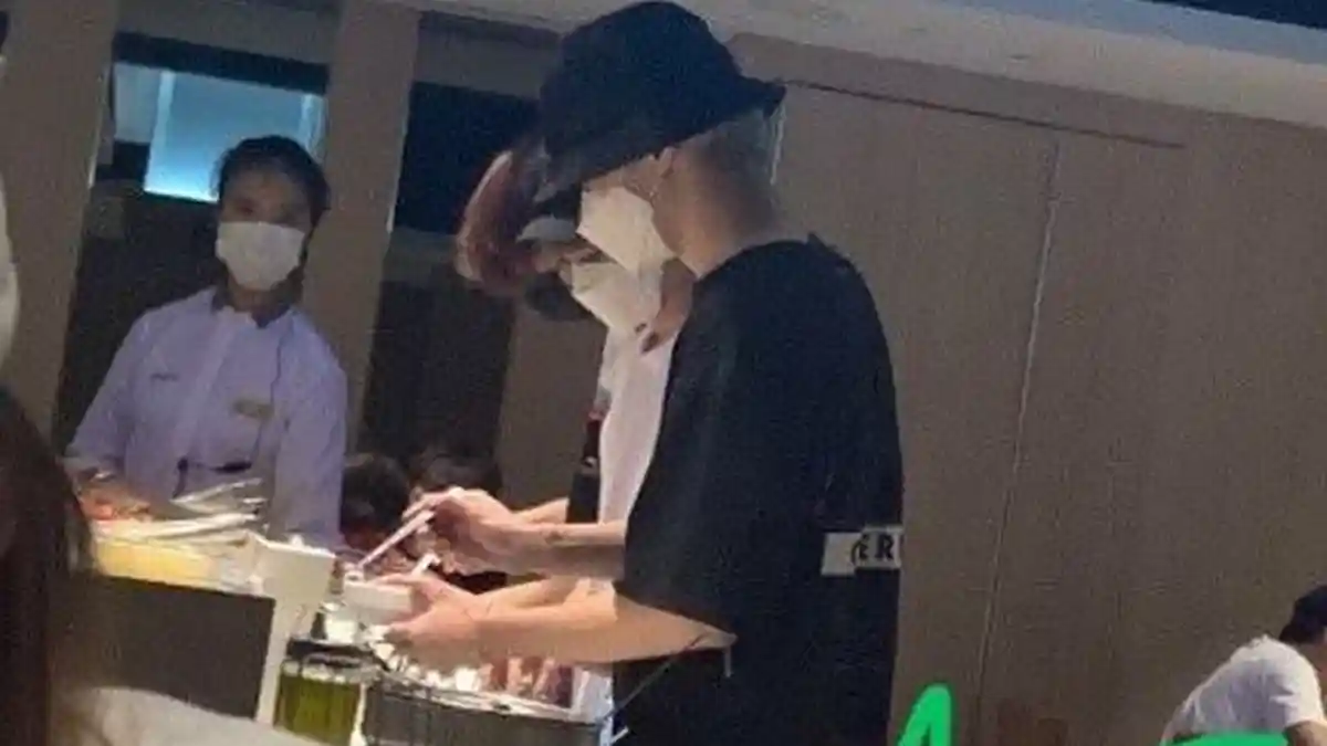 Makan di Restoran yang Didatangi Pasien Covid-19, Jun Seventeen, Kun dan Xiaojun WayV Tuai Kritikan