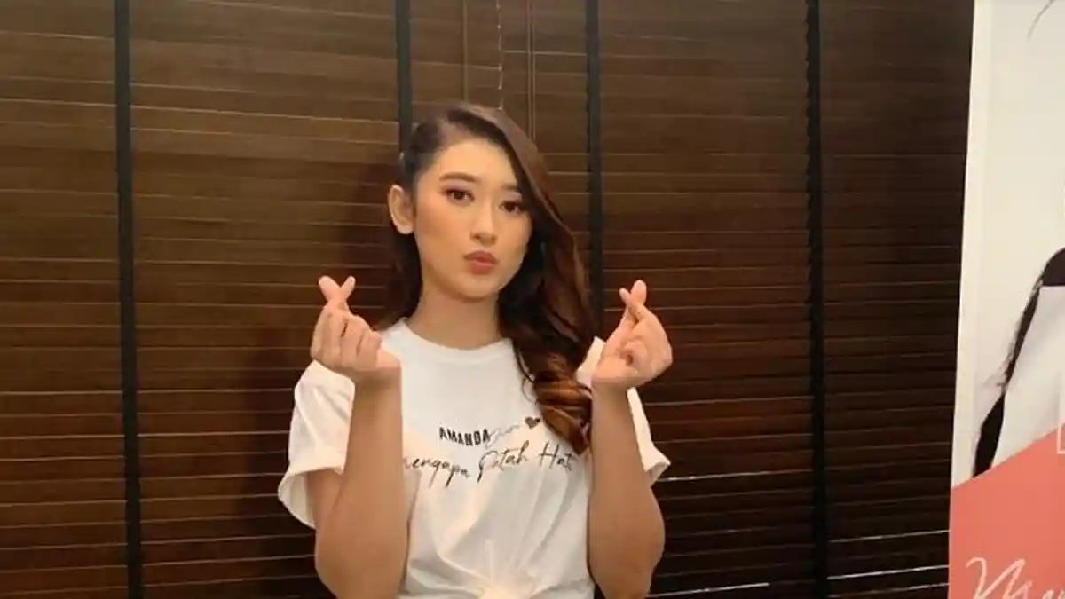 Berstatus Jomblo, Amanda Caesa : 'Sumpah ya, Engga Ada yang Nembak Aku'