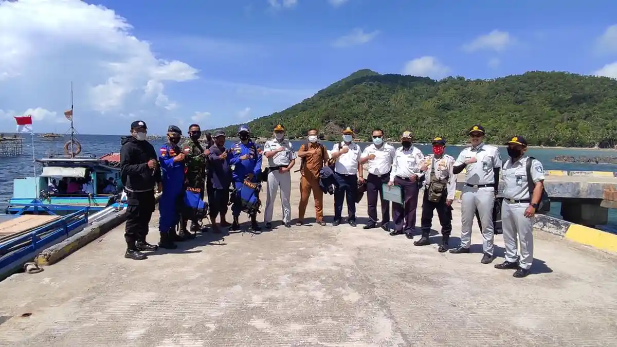 Jasa Raharja Kalbar Sosialisasi Program DPWKP di Pulau Lemukutan - jasa-raharja-kalbar-sosialisasi-ke-lemukutan.jpg