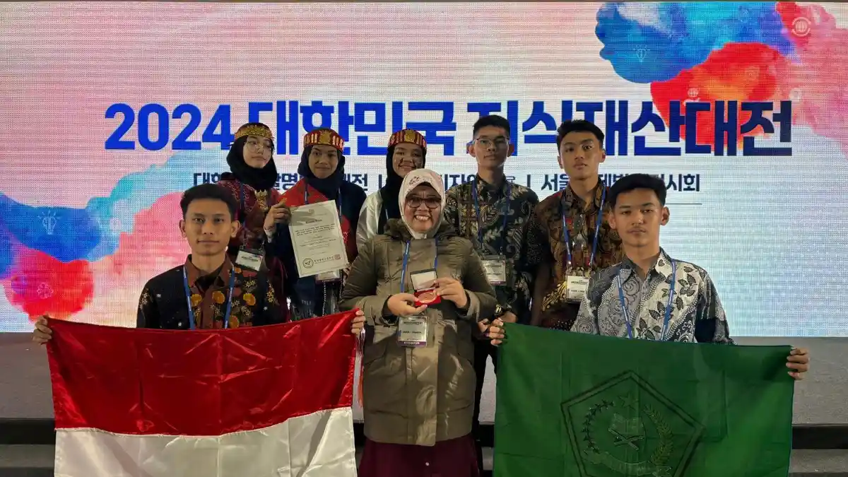 Ciptakan Inovasi Serum Buah Naga, Siswa MAN 1 Medan Raih Perunggu Internasional di Korea