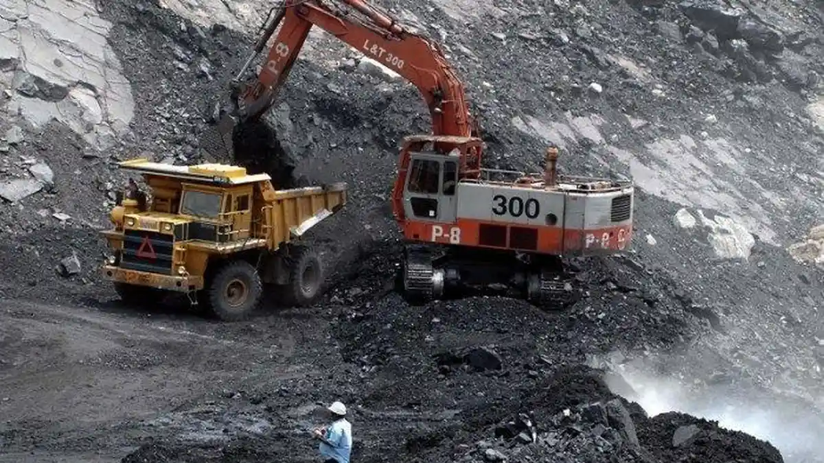 Penjelasan Energi Tidak Terbarukan: Contoh Energi Tidak Terbarukan dan Cara Menghemat
