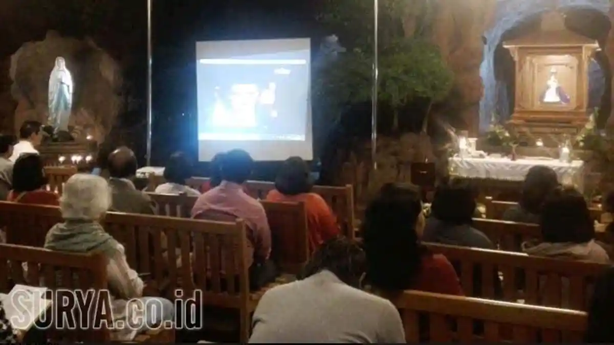 Gereja Katolik Kota Batu Persembahkan Misa Mendoakan Arwah KH Hasyim Muzadi