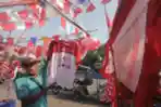 pedagang-musiman-bendera-mulai-ramai_20230809_175304.jpg