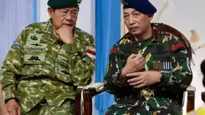 SBY-dan-Kapolri-Jenderal-Listyo-Sigit-Prabowo-berbincang-bincang.jpg