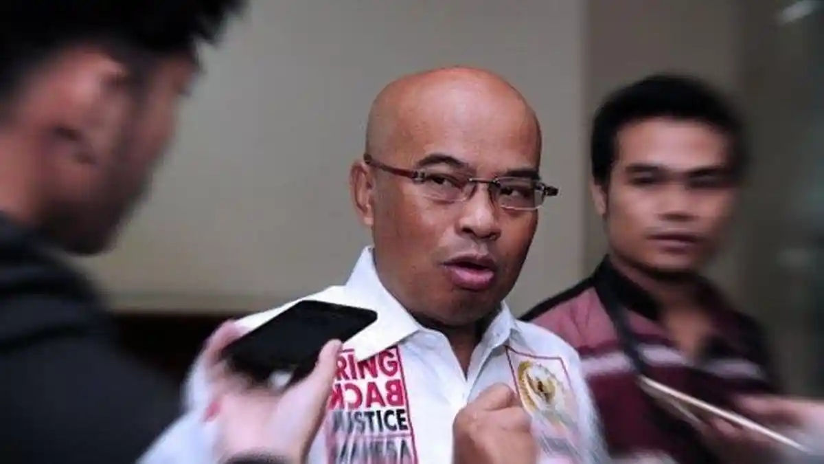 KABAR DUKA: Politisi Gerindra Eks Aktivis '98 Desmond J Mahesa Meninggal Dunia