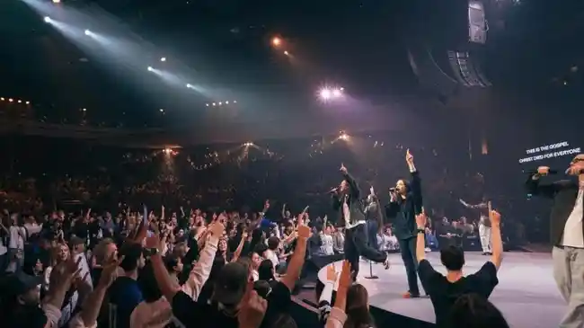 Perdana Konser di Surabaya 11 September, Ini Daftar Lagu Populer Hillsong Worship