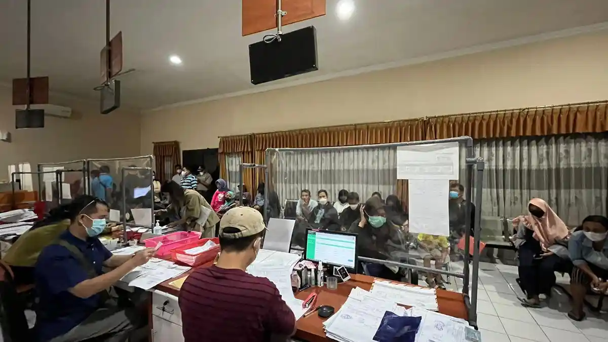 Apakah Layanan Publik untuk Akhir Pekan dan Malam Hari di Semarang Masih Dibuka?
