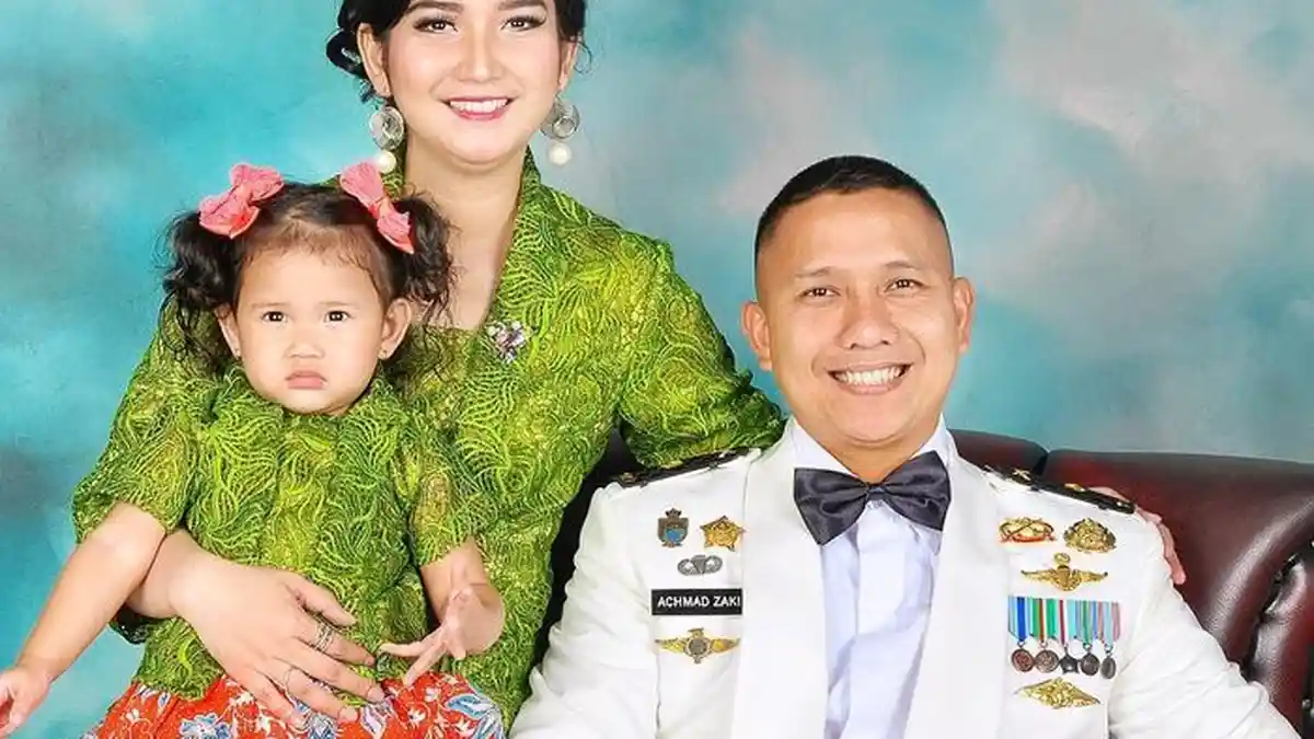 5 Artis Ternama yang Tinggalkan Dunia Artis lalu Jadi Ibu Persit