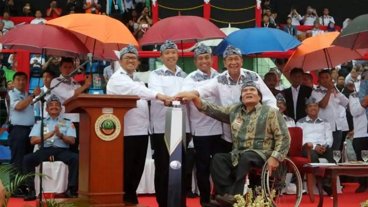 Tekan Tombol, Menpora Imam Nahrawi Buka Peparnas 2016