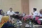 Suasana-Rapat-Dengar-Pendapat-Komisi-D-DPRD-Jember-bersama-Bagian-Kesra.jpg