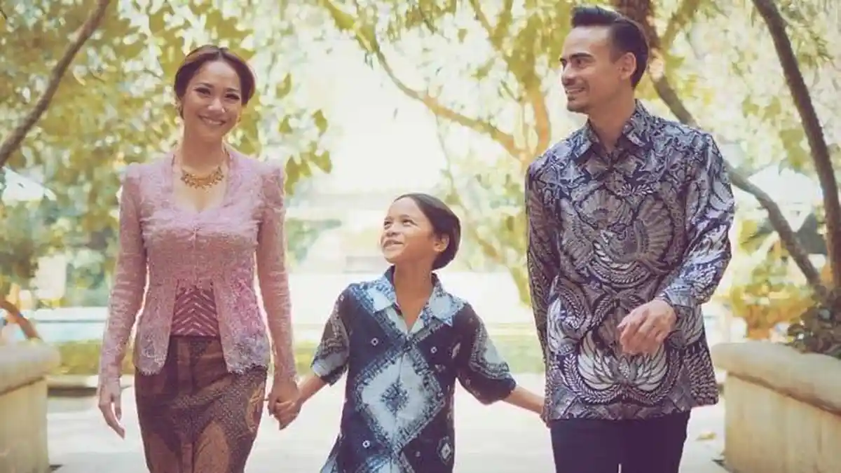 Ditinggal Ashraf Sinclair, Lihat Perubahan Tingkah Laku Noah Sinclair Saat Sholat, BCL Bangga