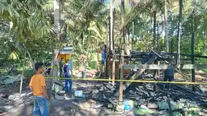 Kebakaran-rumah-di-Tuttula.jpg