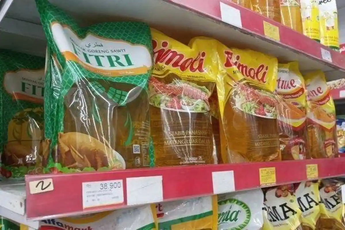 Ada Diskon Harga Minyak Goreng, Ini Promo Alfamart dan Indomaret Hari Ini Minggu 12 Maret 2023