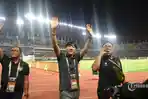 26092022_pelatih-timnas-u-20-indonesia-shin-tae-yong-tengah.jpg