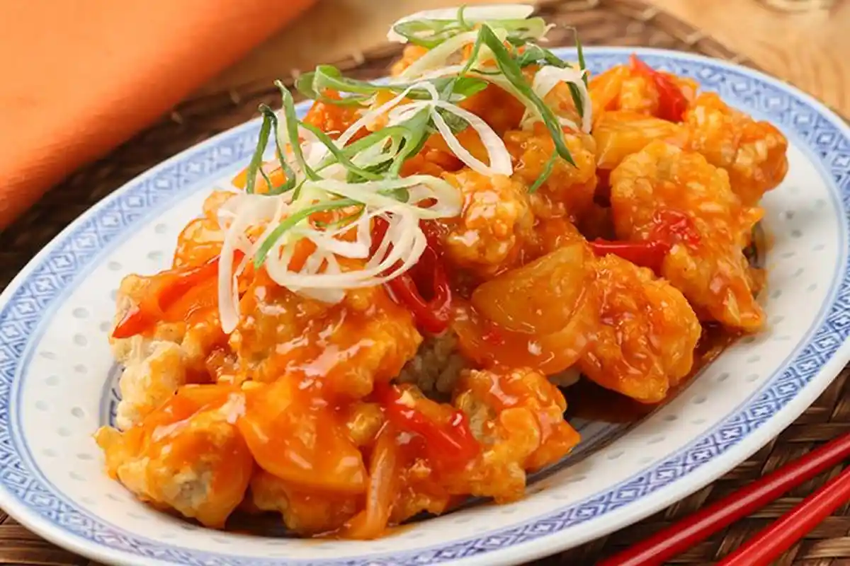 Tips Bikin Ayam Asam Manis ala Chinese Food, Jangan Lupakan Nanas untuk  Bumbu Utama